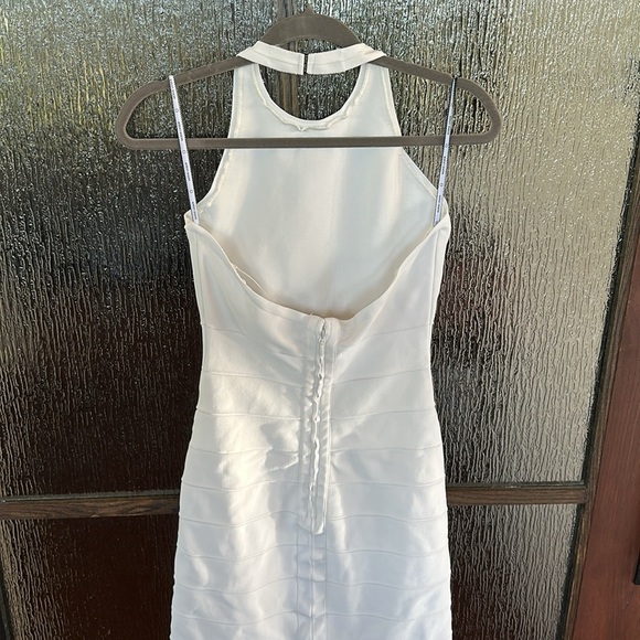Herve Leger - White Halter Icon Gown size Small. - Picture 9 of 11